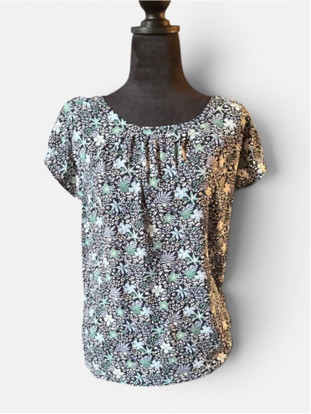 Loft Navy/Green Flowery Top - Size XS